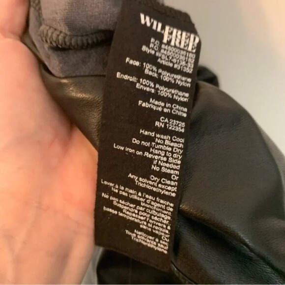 Aritzia Wilfred Free Daria Pant High-waisted UnReal Leather leggings M - Picture 8 of 13